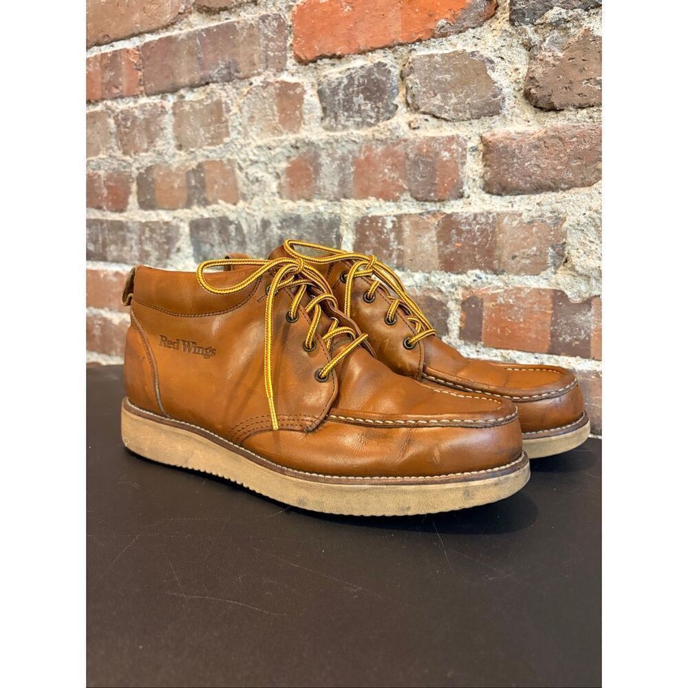 • RED WING • Cognac Brown/Tan Heritage Work Classic Moc Chukka Boot • Men’s appr
